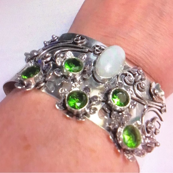 Moonstone Peridot 925 Sterling Silver Cuff Bracelet - Picture 2 of 3